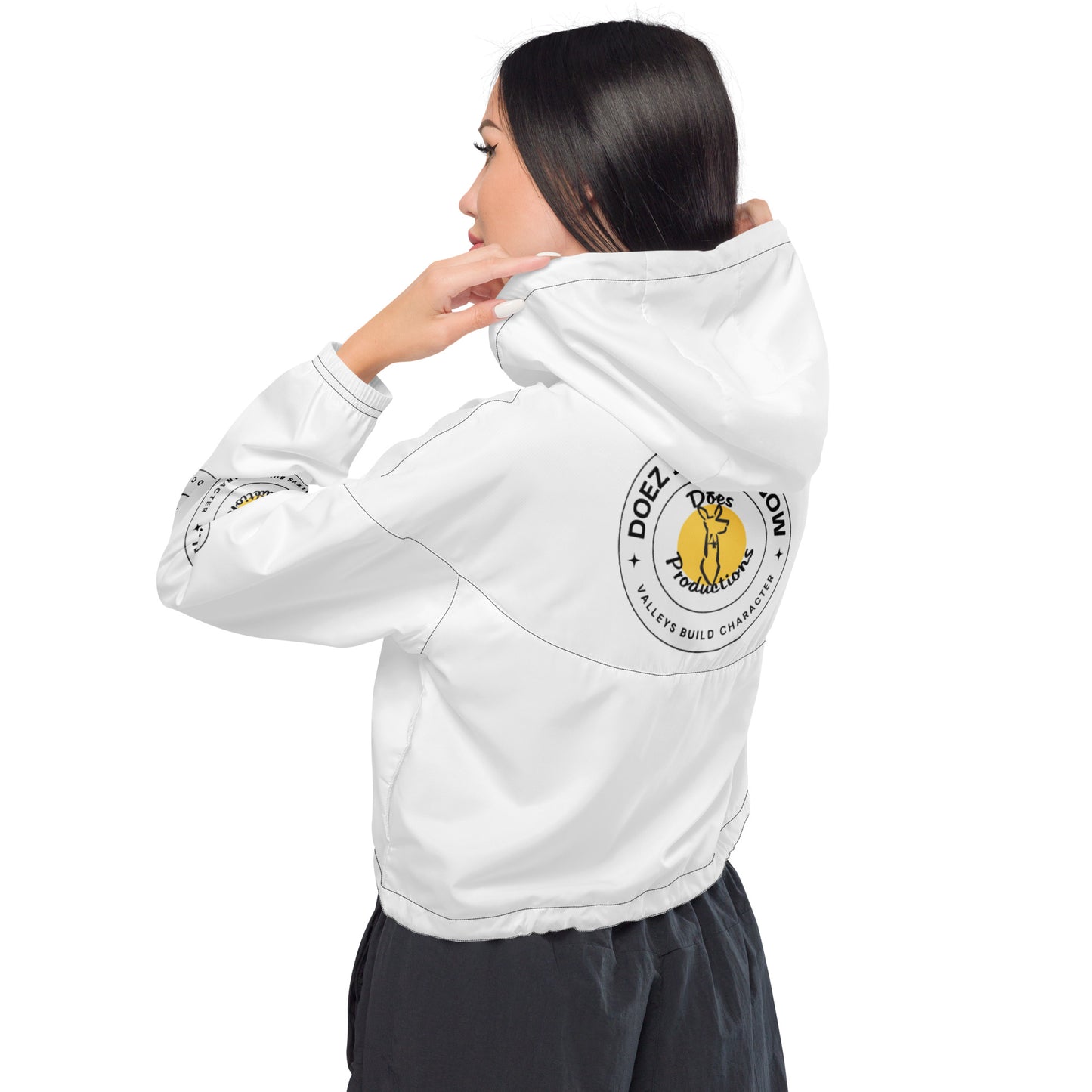 Doez Women’s cropped windbreaker